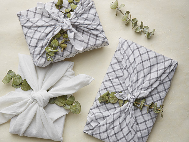 That’s a Wrap: Green Wrapping Paper Alternatives