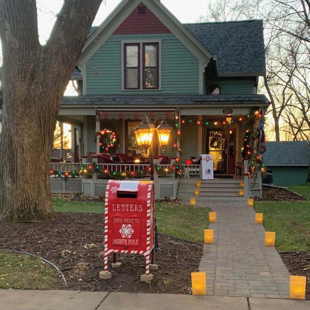 The Santa Mailbox in Hudson