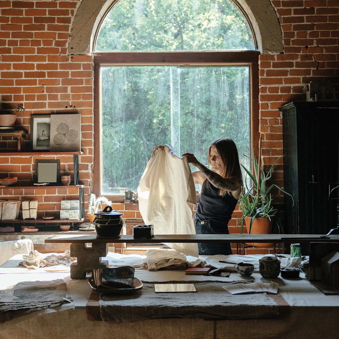 Alexis Stiteler in her studio